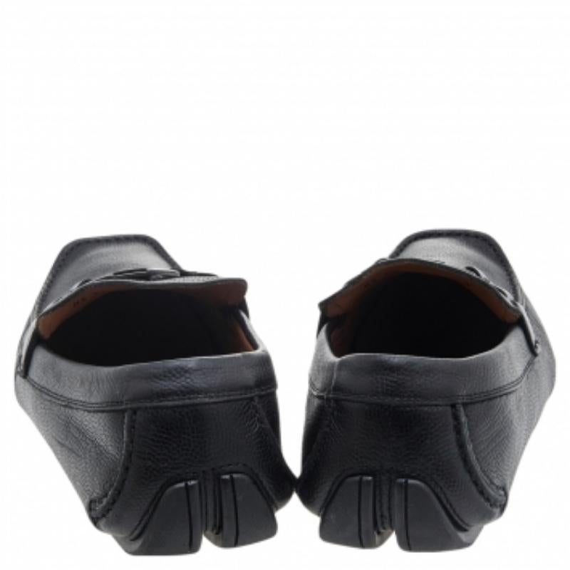 Salvatore Ferragamo - Mocassins en cuir noir, taille 41 en vente 1
