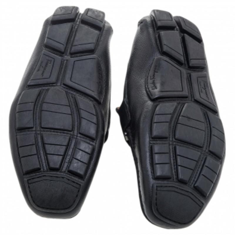 Salvatore Ferragamo - Mocassins en cuir noir, taille 41 en vente 2