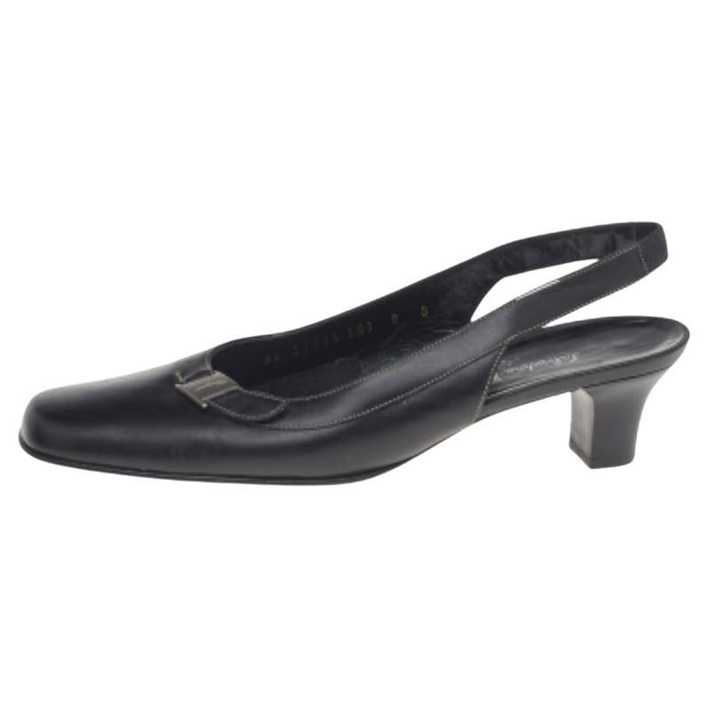Salvatore Ferragamo Schwarze Leder Pumps mit quadratischem Zehenbereich und Slingback Größe 38,5