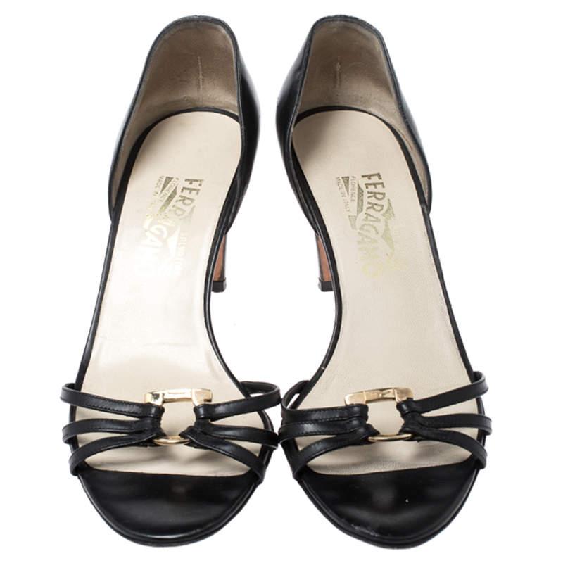 Salvatore Ferragamo Black Leather Strappy Gancini Logo Sandals Size 38.5 In Excellent Condition In Dubai, Al Qouz 2