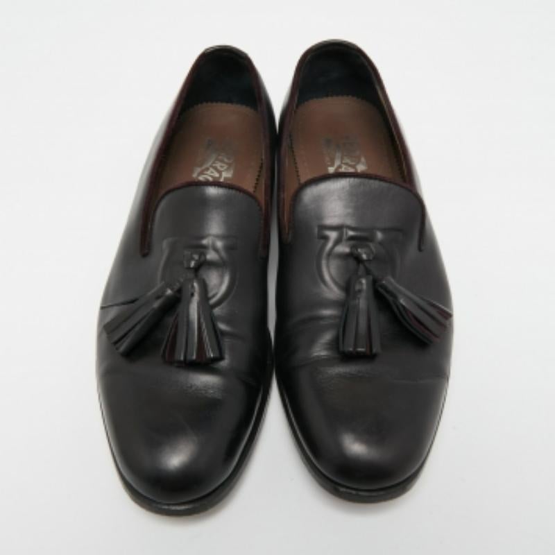 Salvatore Ferragamo Loafers aus schwarzem Leder mit Quaste, Größe 40,5 im Angebot 1