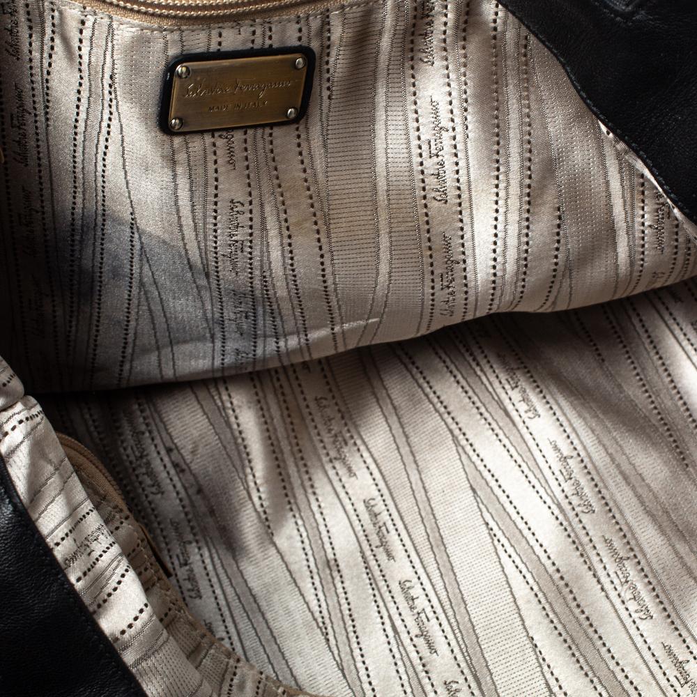 Salvatore Ferragamo - Tote in pelle nera 5