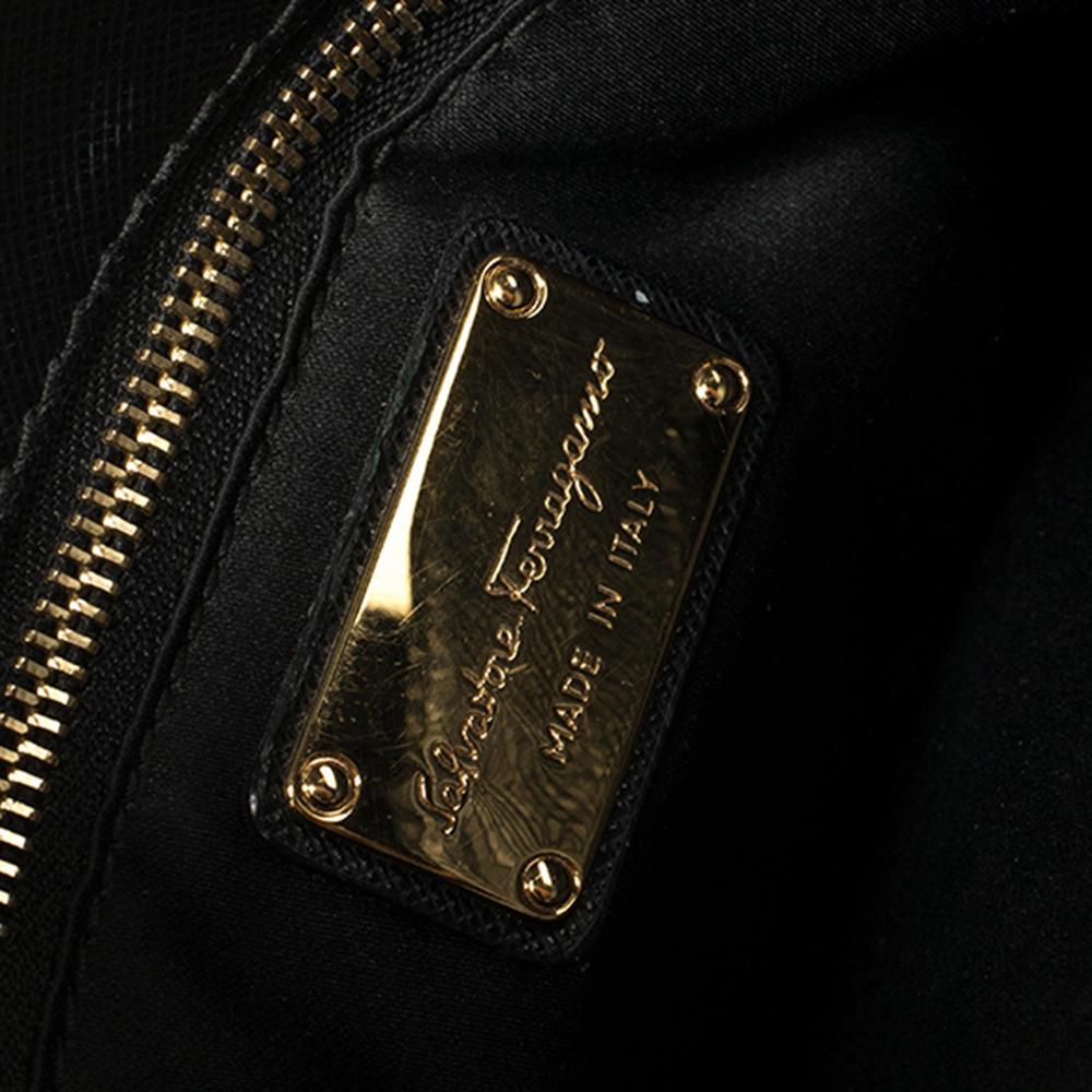 Salvatore Ferragamo Schwarz Leder Tracy Umhängetasche 6