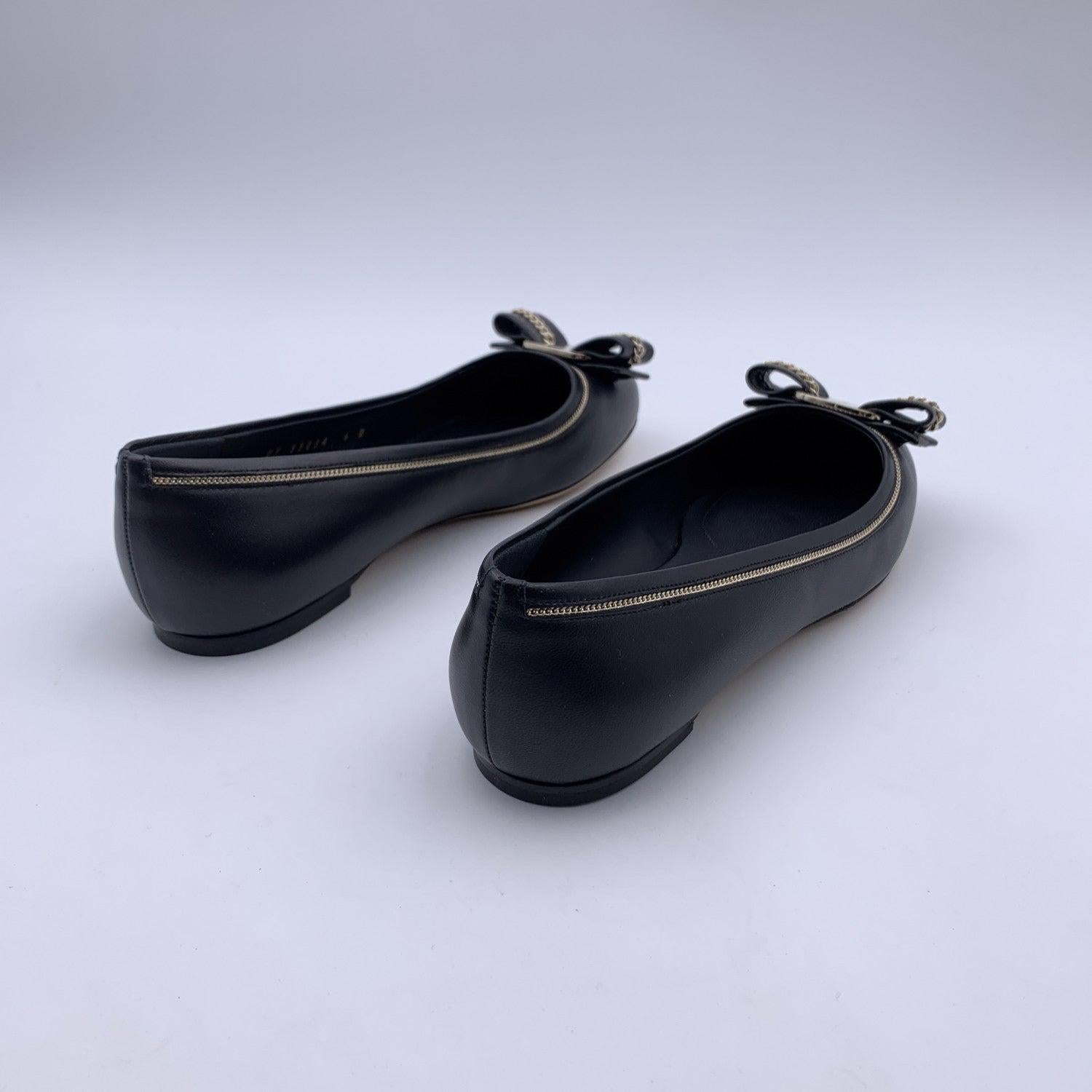 Women's Salvatore Ferragamo Black Leather Varina Lux Ballet Flat Size 5.5C 36C