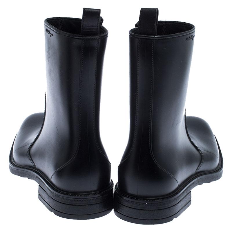 Salvatore Ferragamo Black Leather Zip Ankle Boots Size 41 1