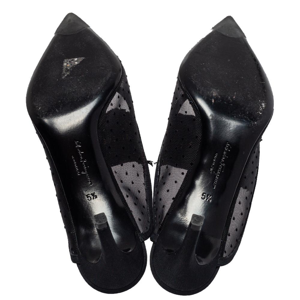 Salvatore Ferragamo Black Mesh And Canvas Zelda Mule Sandals Size 36 In Good Condition For Sale In Dubai, Al Qouz 2