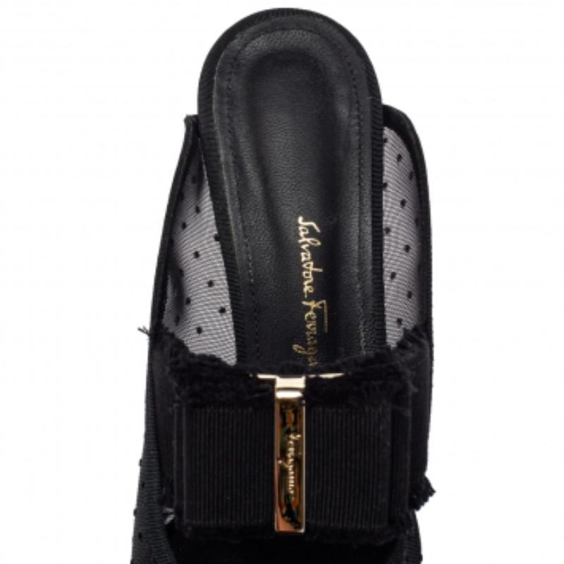 Salvatore Ferragamo Black Mesh And Canvas Zelda Mule Sandals Size 36 For Sale 2