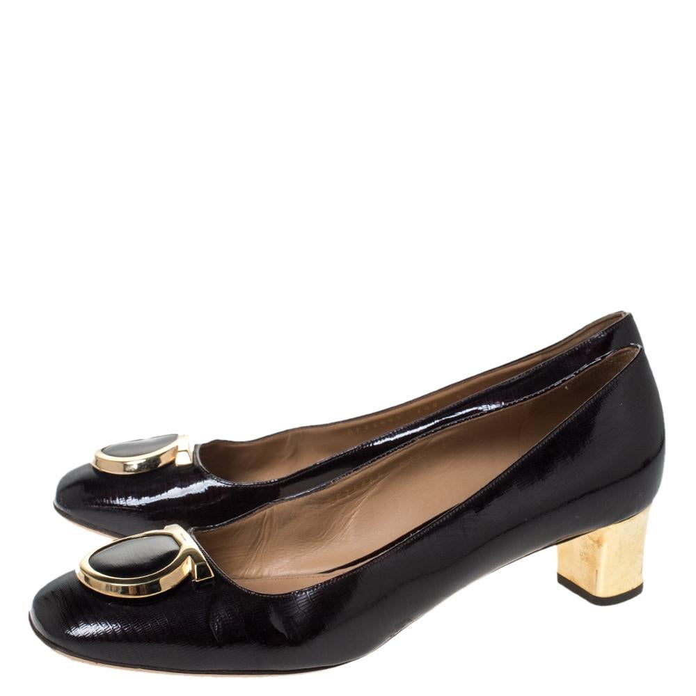 Women's Salvatore Ferragamo Black Patent Leather Fele Gancio Pumps Size 40