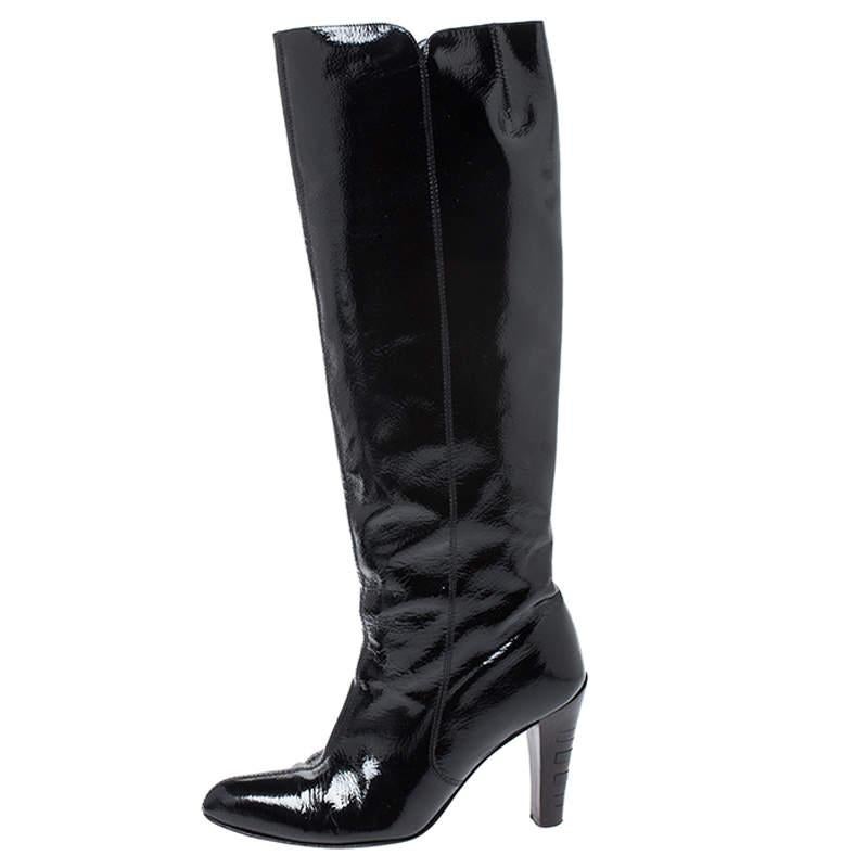 Salvatore Ferragamo Black Patent Leather Knee Length Boots Size 38 In Good Condition For Sale In Dubai, Al Qouz 2