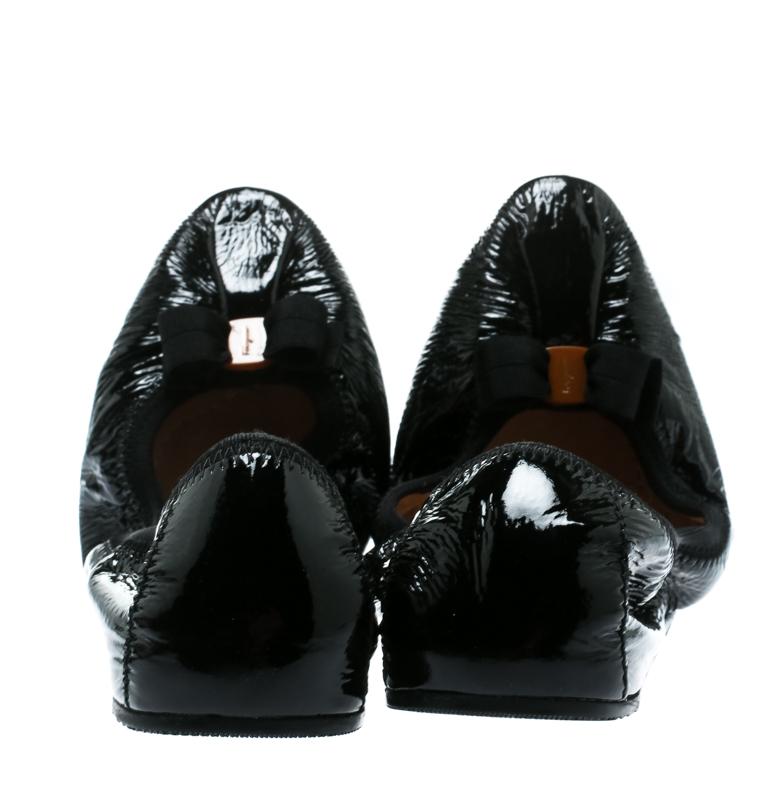 Women's Salvatore Ferragamo Black Patent Leather My Joy Scrunch Ballet Flats Size 40