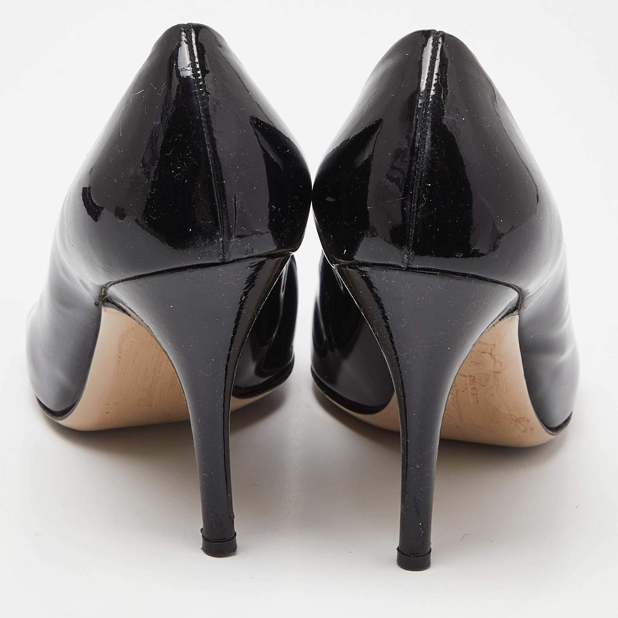 Salvatore Ferragamo Black Patent Leather Pumps Size 37.5 For Sale 1