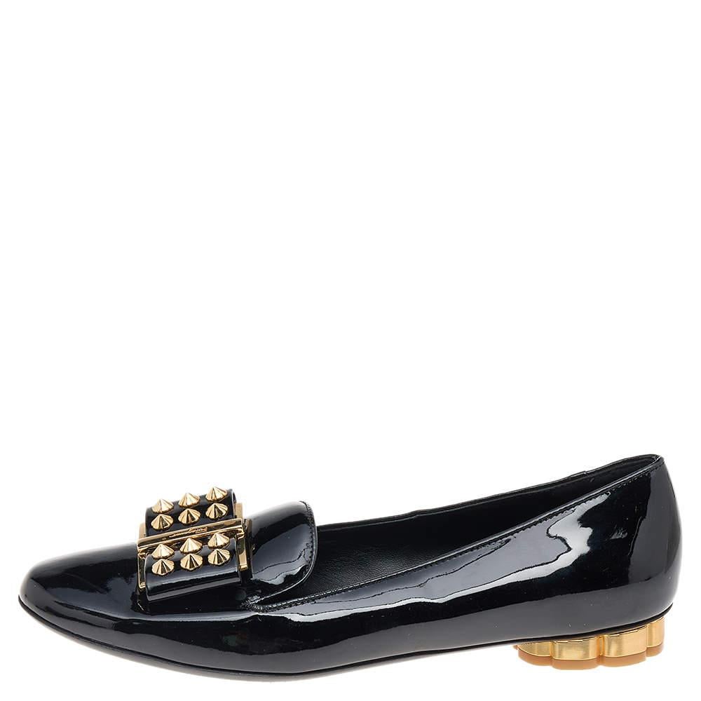 Women's Salvatore Ferragamo Black Patent Leather Smoking Slippers Size 36.5 For Sale