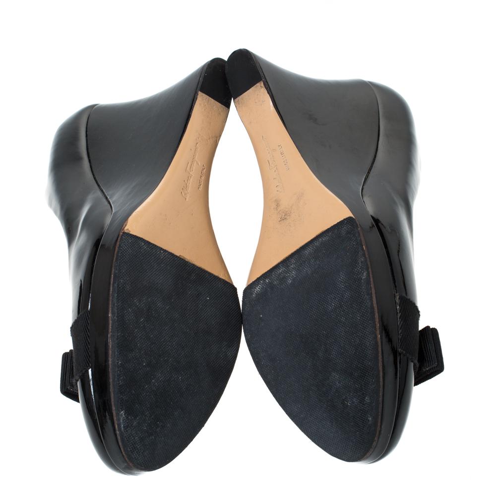 Salvatore Ferragamo Bombas de plataforma con cuña Tosca de charol negro talla 40 2