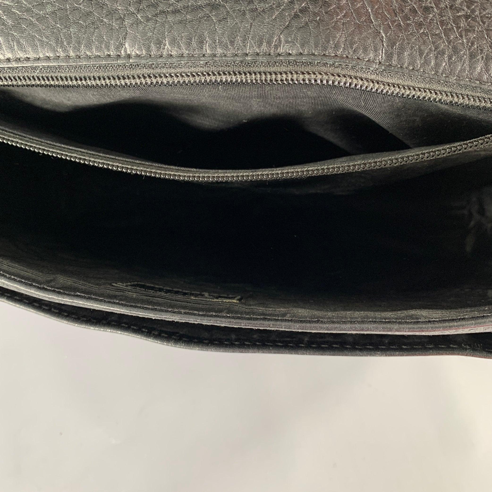 SALVATORE FERRAGAMO Schwarzes Pebble Grain Leder mit doppelter Schnalle Messenger Bag 3