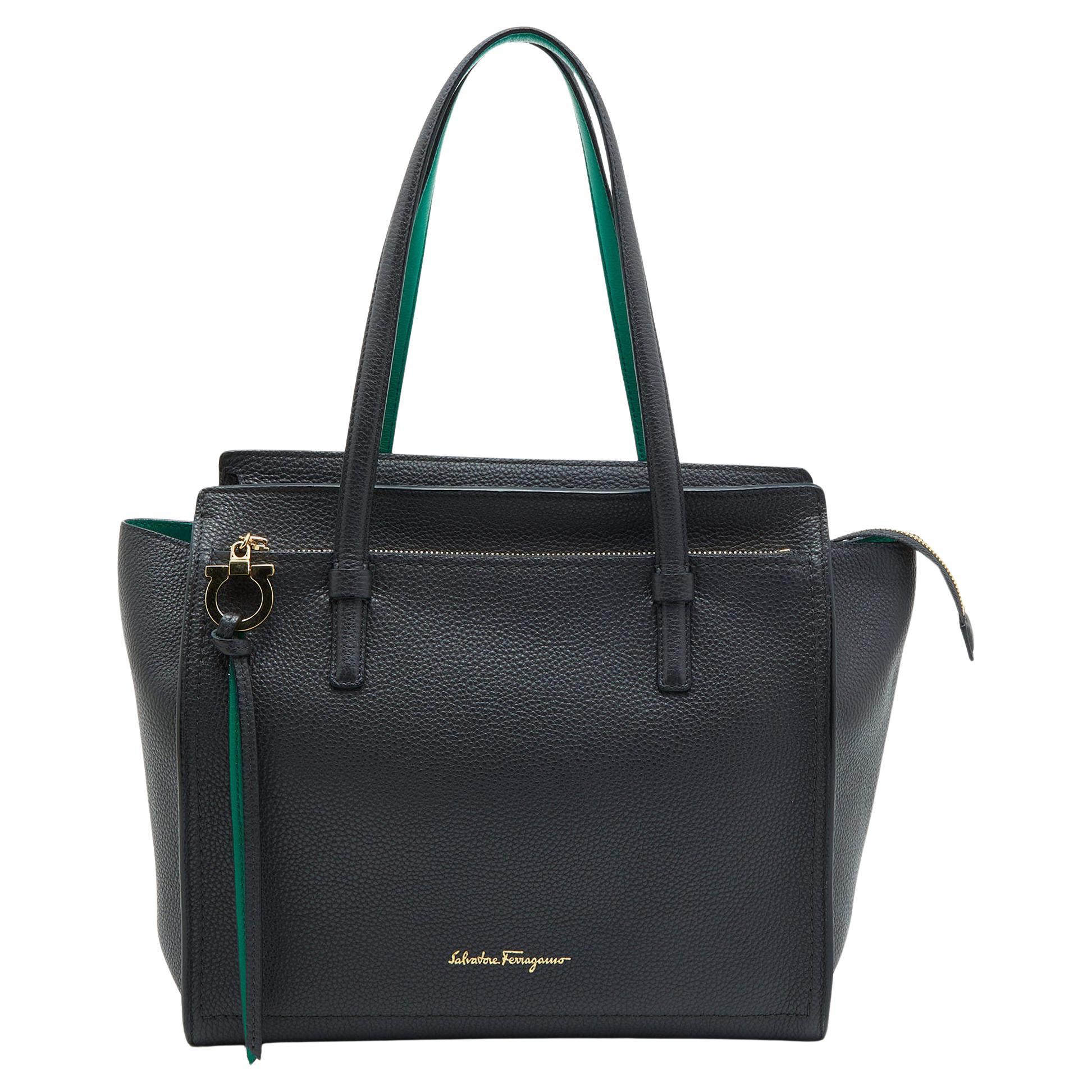 Ferragamo Amy For Sale on 1stDibs ferragamo amy bag ferragamo amy tote large salvatore ferragamo amy tote