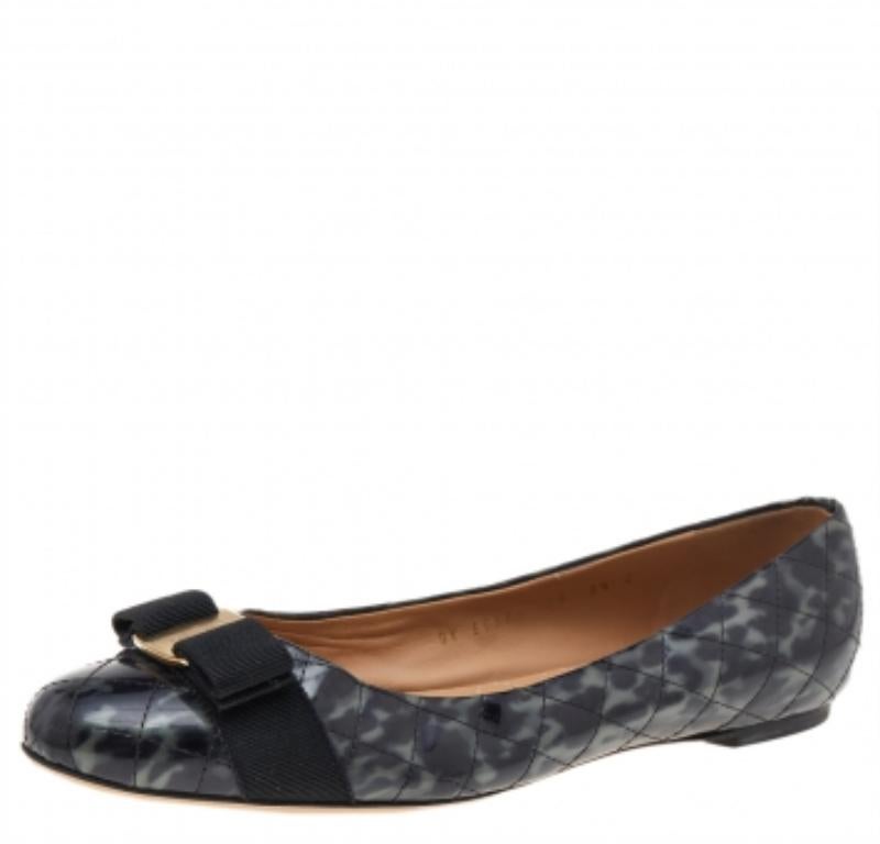 Salvatore Ferragamo Black Quilted Patent Leather Vara Bow Ballet Flats Size 40 3