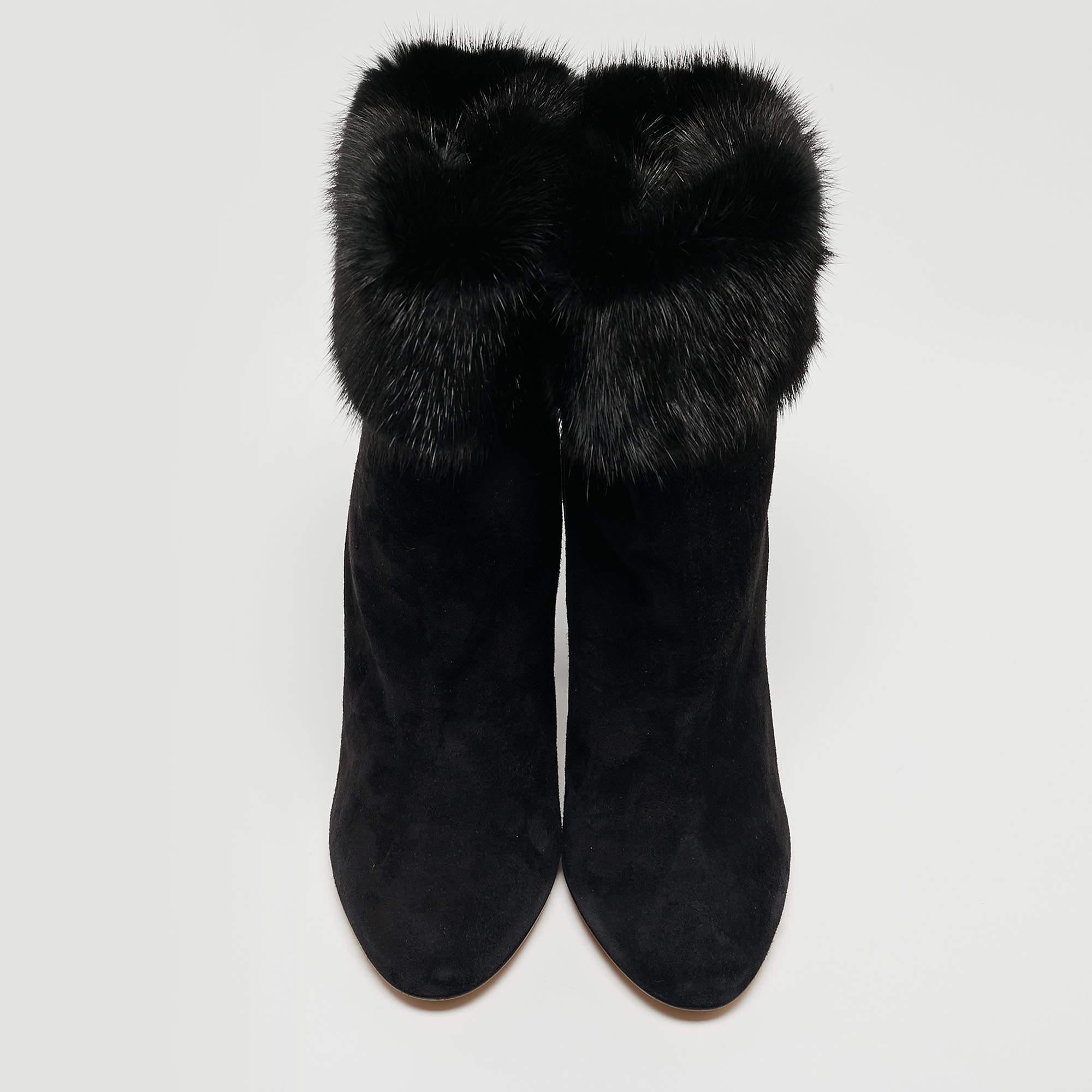 Women's Salvatore Ferragamo Black Suede and Fur Loris Ankle Boots Size 40 For Sale