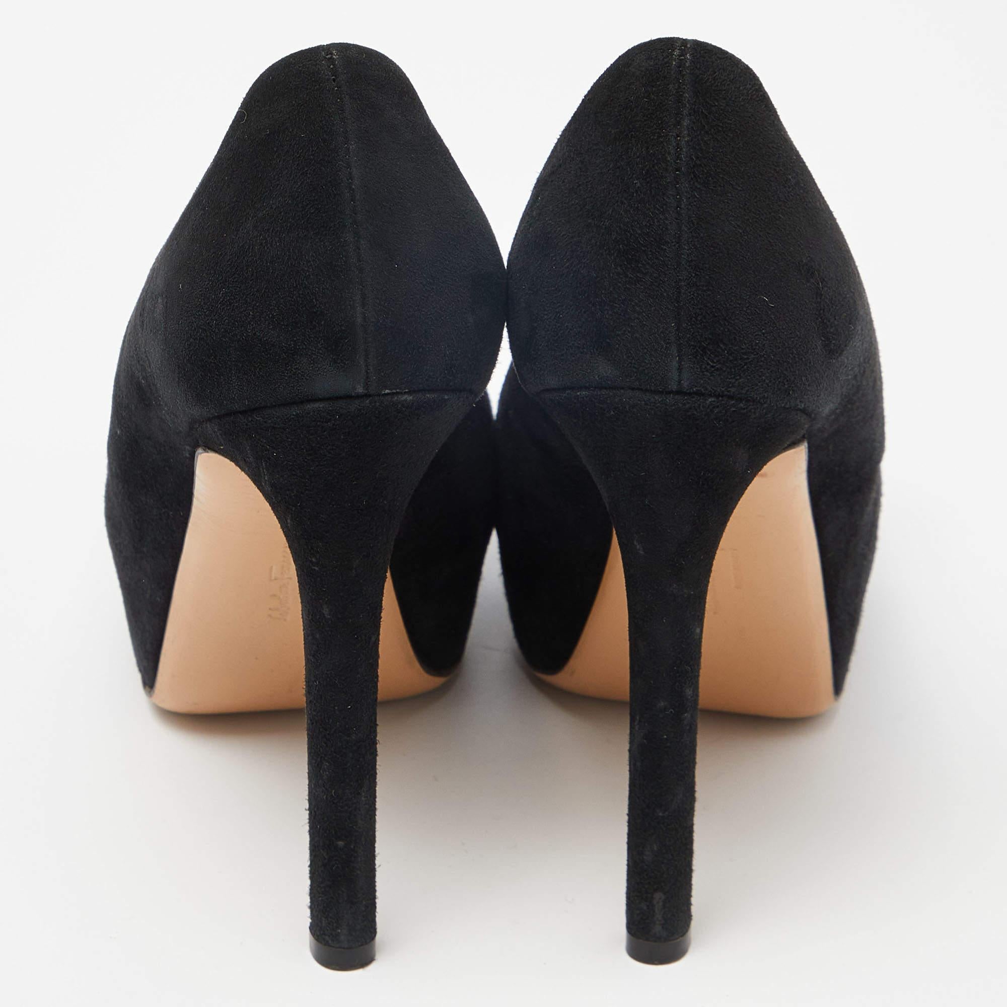 Salvatore Ferragamo Black Suede Carla Vara Bow Pumps Size 38 For Sale 1