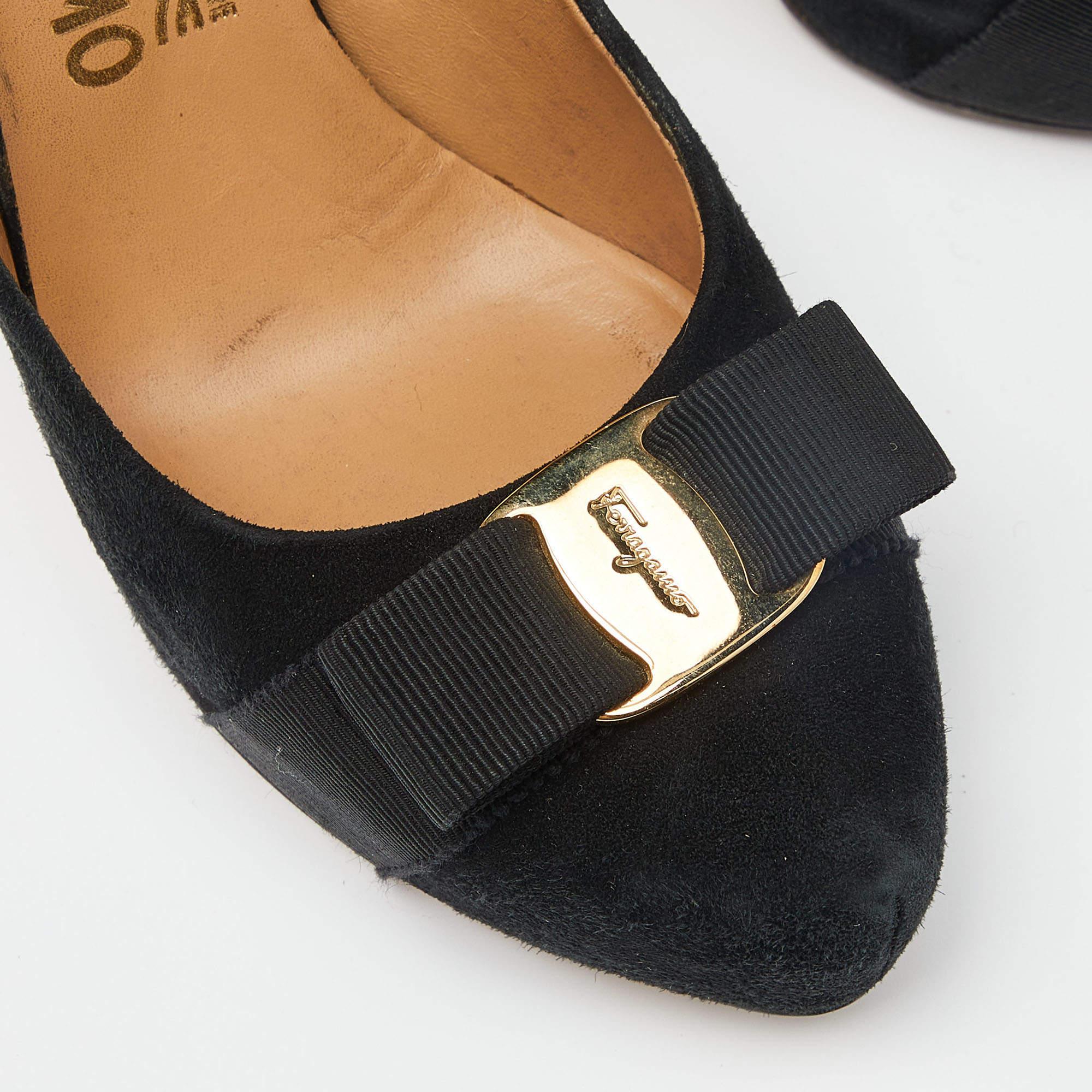 Salvatore Ferragamo Black Suede Carla Vara Bow Pumps Size 38 For Sale 3