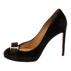 Salvatore Ferragamo - Escarpins en daim noir avec nœud Carla Vara - Taille 38.5
