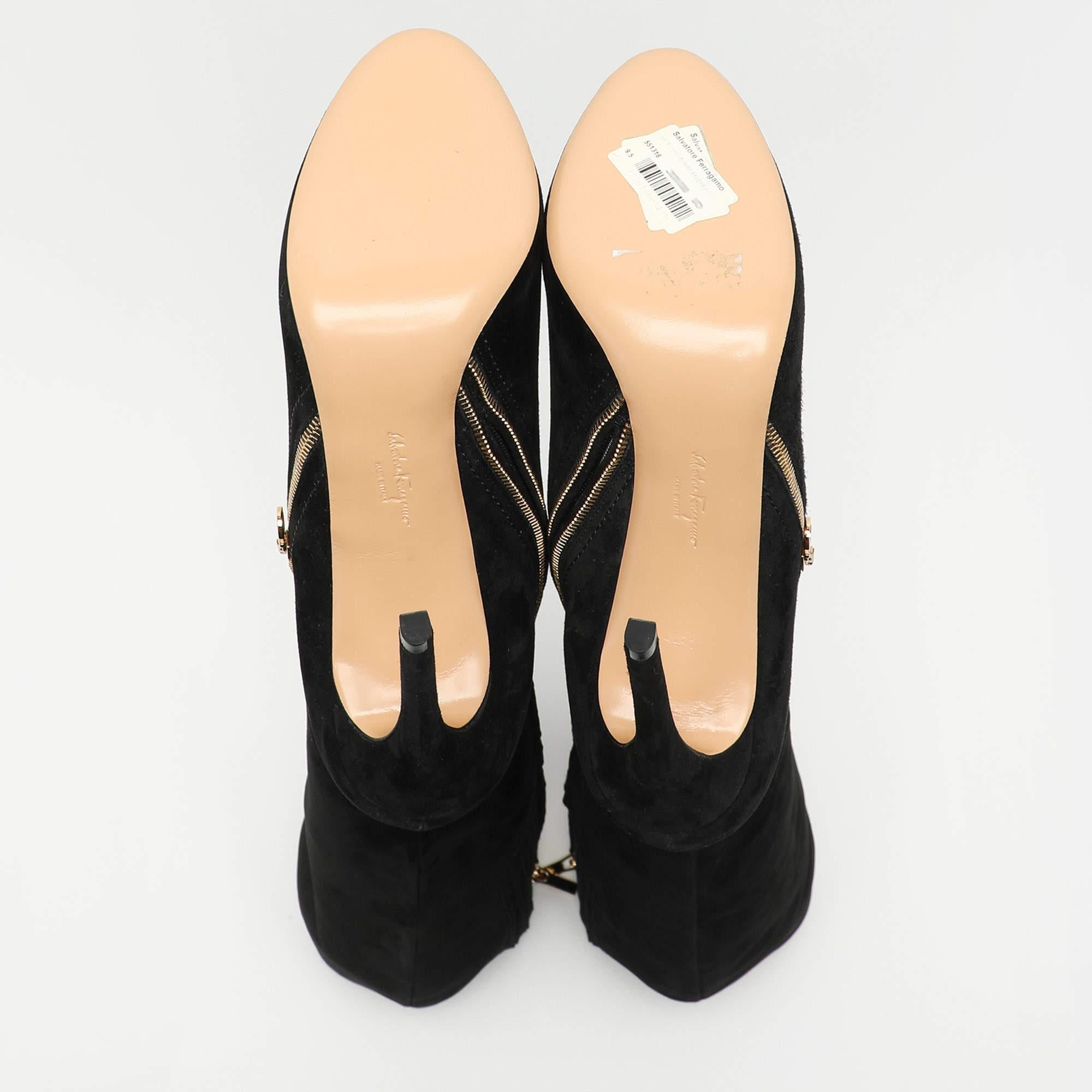 Salvatore Ferragamo - Bottes à genoux en daim noir Ronnie - Taille 40 en vente 1