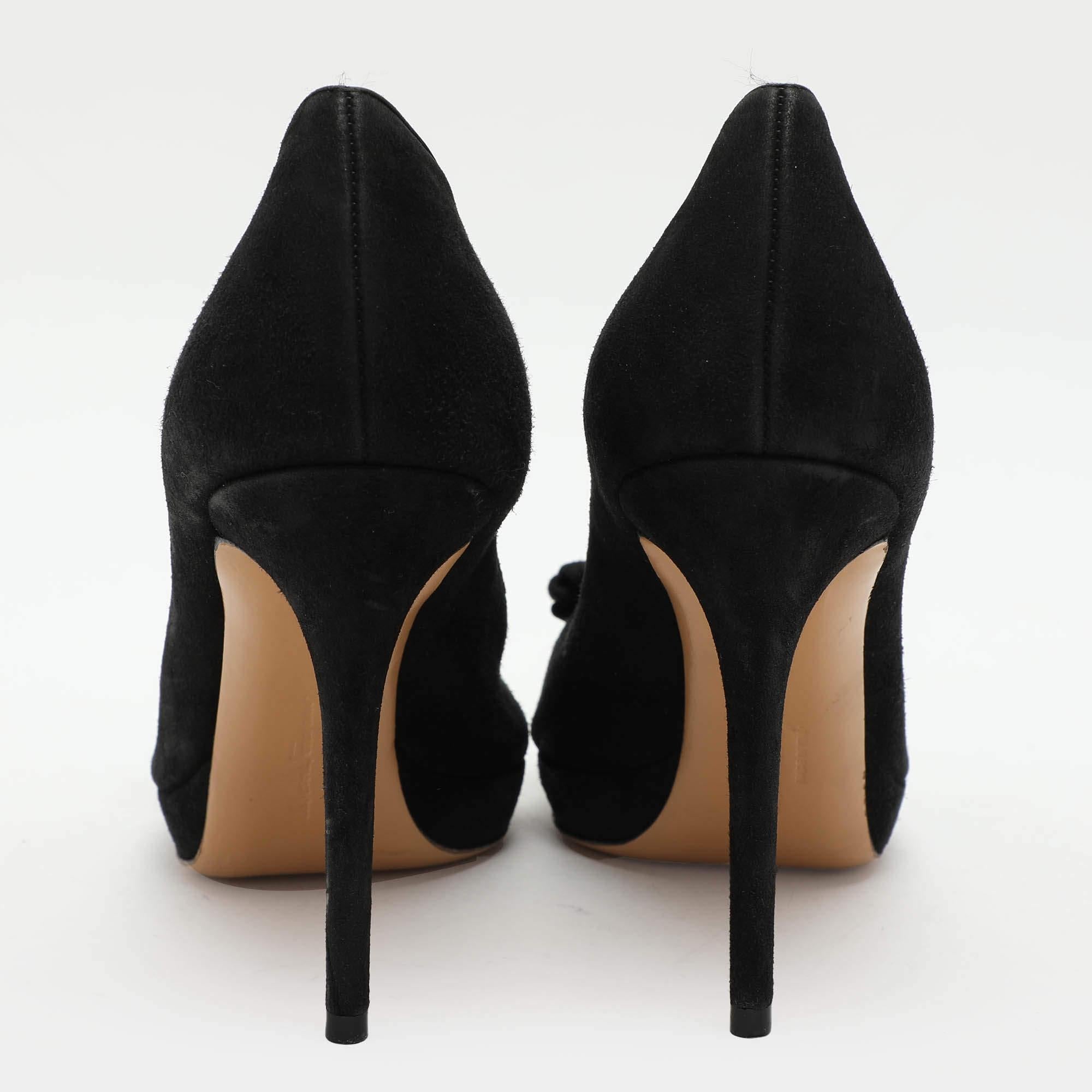 Donna Salvatore Ferragamo Pumps Rosella in pelle scamosciata nera misura 40 in vendita