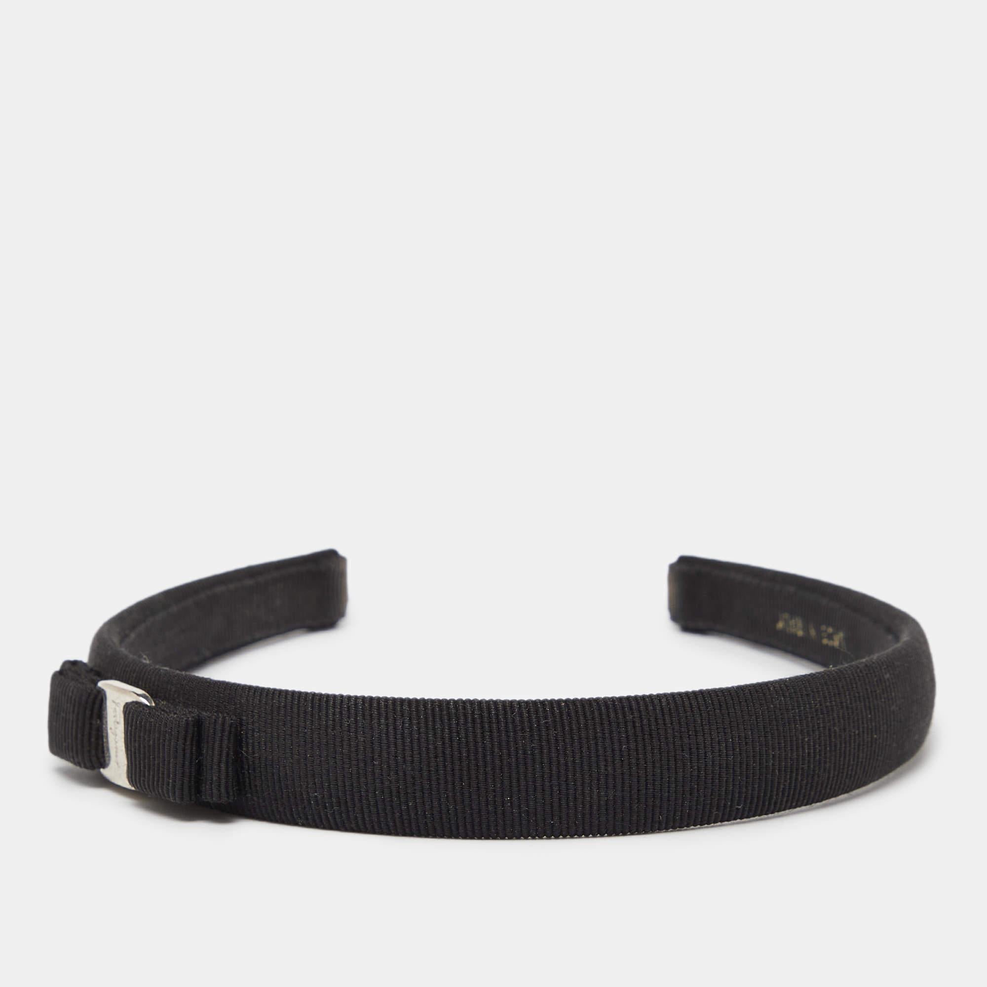 Salvatore Ferragamo Black Vara Bow Headband In Good Condition In Dubai, Al Qouz 2