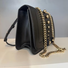 Salvatore Ferragamo Black Vara RW Shoulder Bag