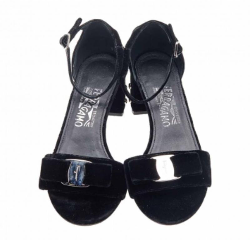 Women's Salvatore Ferragamo Black Velvet Studded Block Heel Ankle Strap Sandals Size 38 For Sale