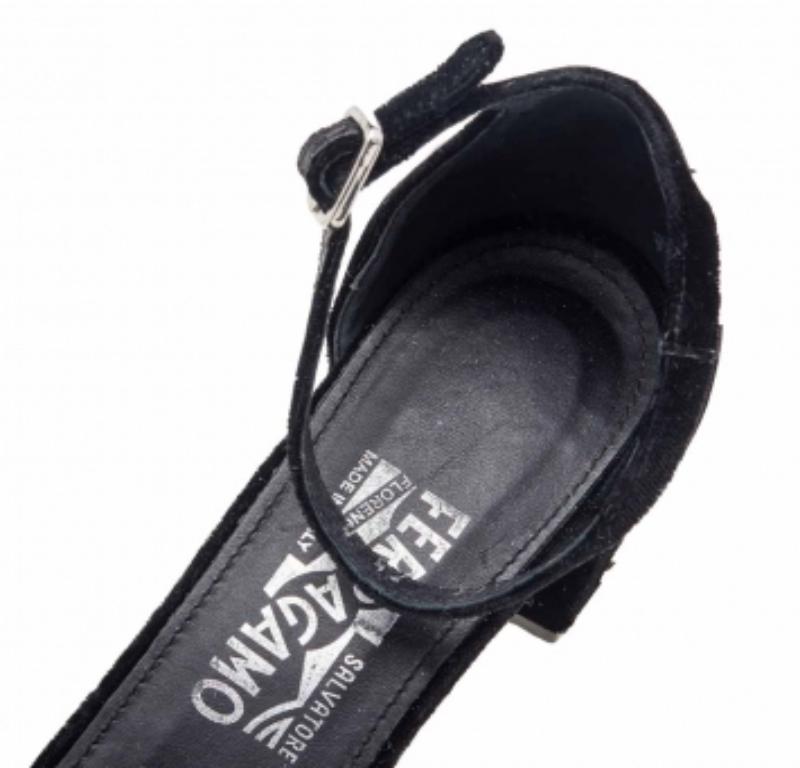 Salvatore Ferragamo Black Velvet Studded Block Heel Ankle Strap Sandals Size 38 For Sale 1