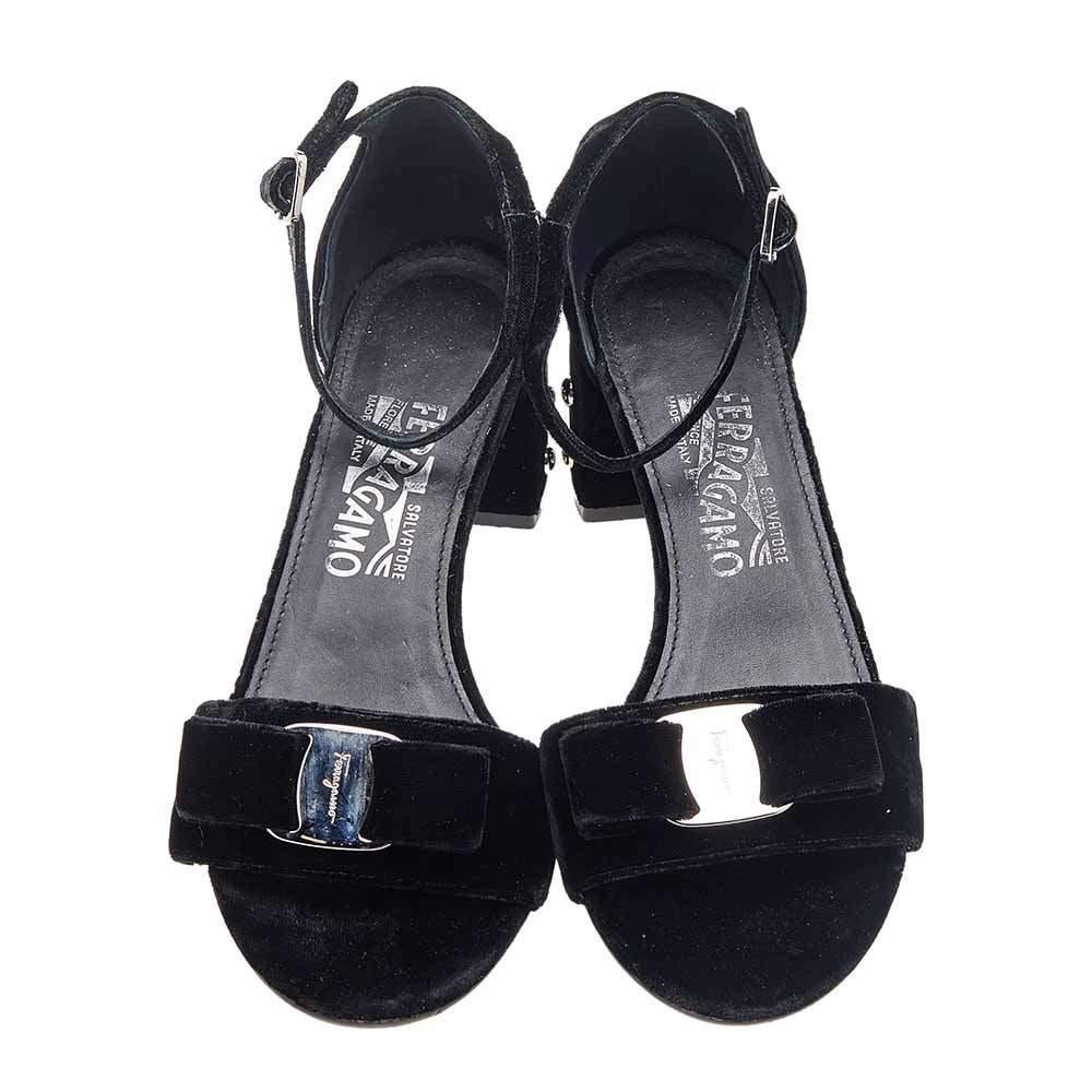 Salvatore Ferragamo Black Velvet Studded Block Heel Ankle Strap Sandals Size 38 For Sale 1