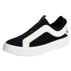 Salvatore Ferragamo Schwarz/Weiß Stoff und Gummi Antwort Slip On Sneakers Größe 4