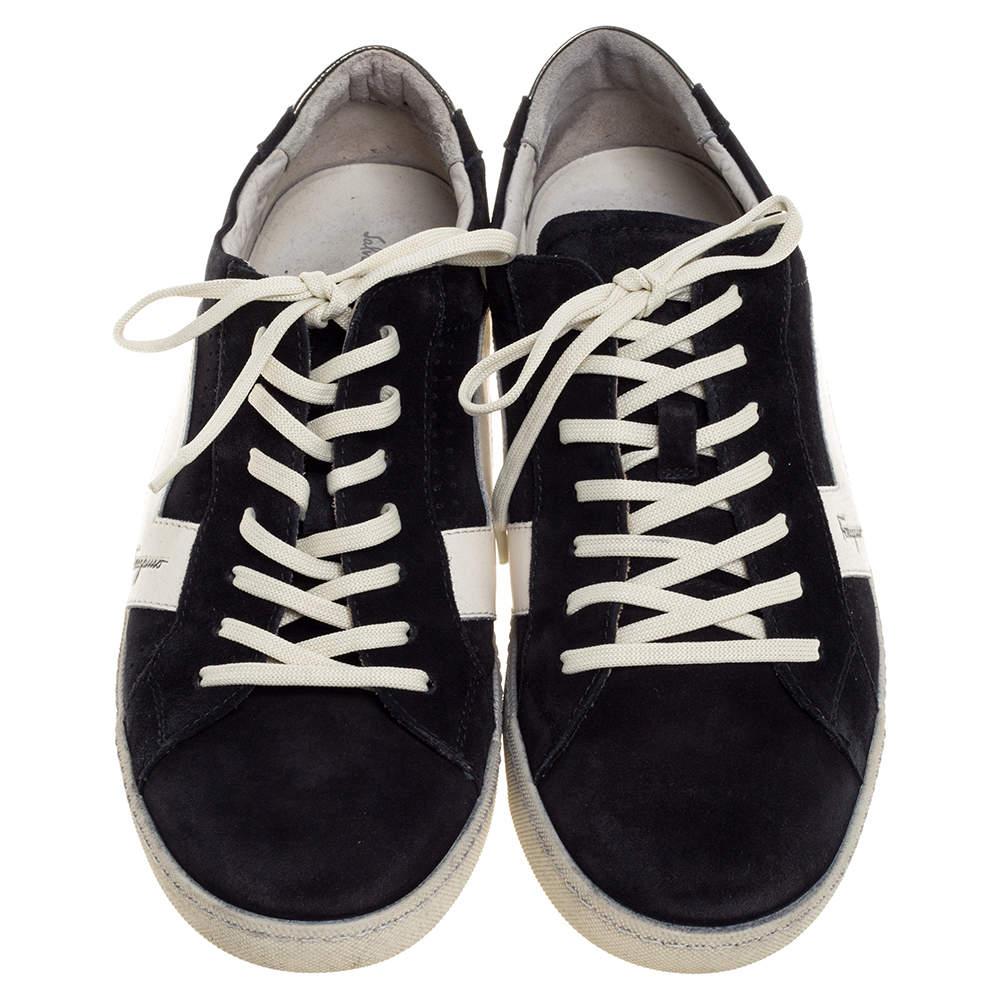 Salvatore Ferragamo Black/White Leather and Suede Low Top Sneakers Size 45 In Fair Condition In Dubai, Al Qouz 2