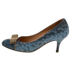 Salvatore Ferragamo Blue/Black Karung Leather Vara Bow Pumps Size 37.5