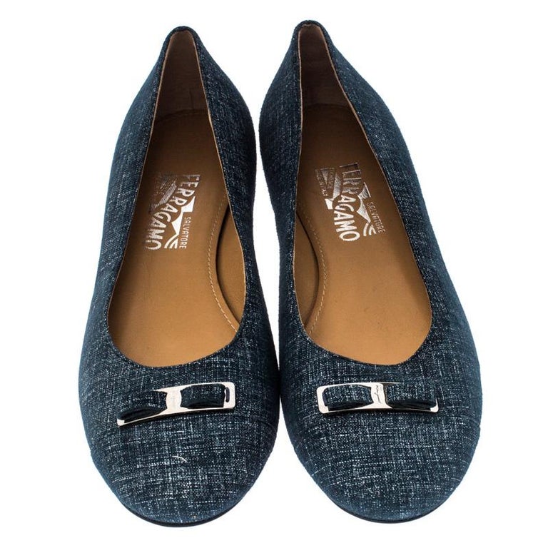 Salvatore Ferragamo Blue Denim Bow Ballet Flats Size 39 For Sale At 1stdibs