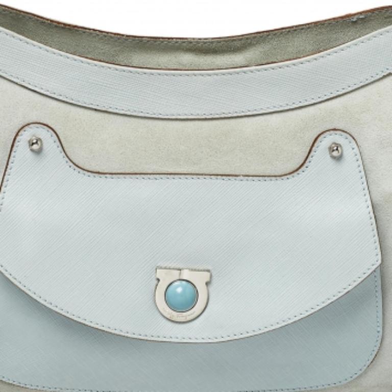 Salvatore Ferragamo Blue Leather and Suede Shoulder Bag In Fair Condition For Sale In Dubai, Al Qouz 2