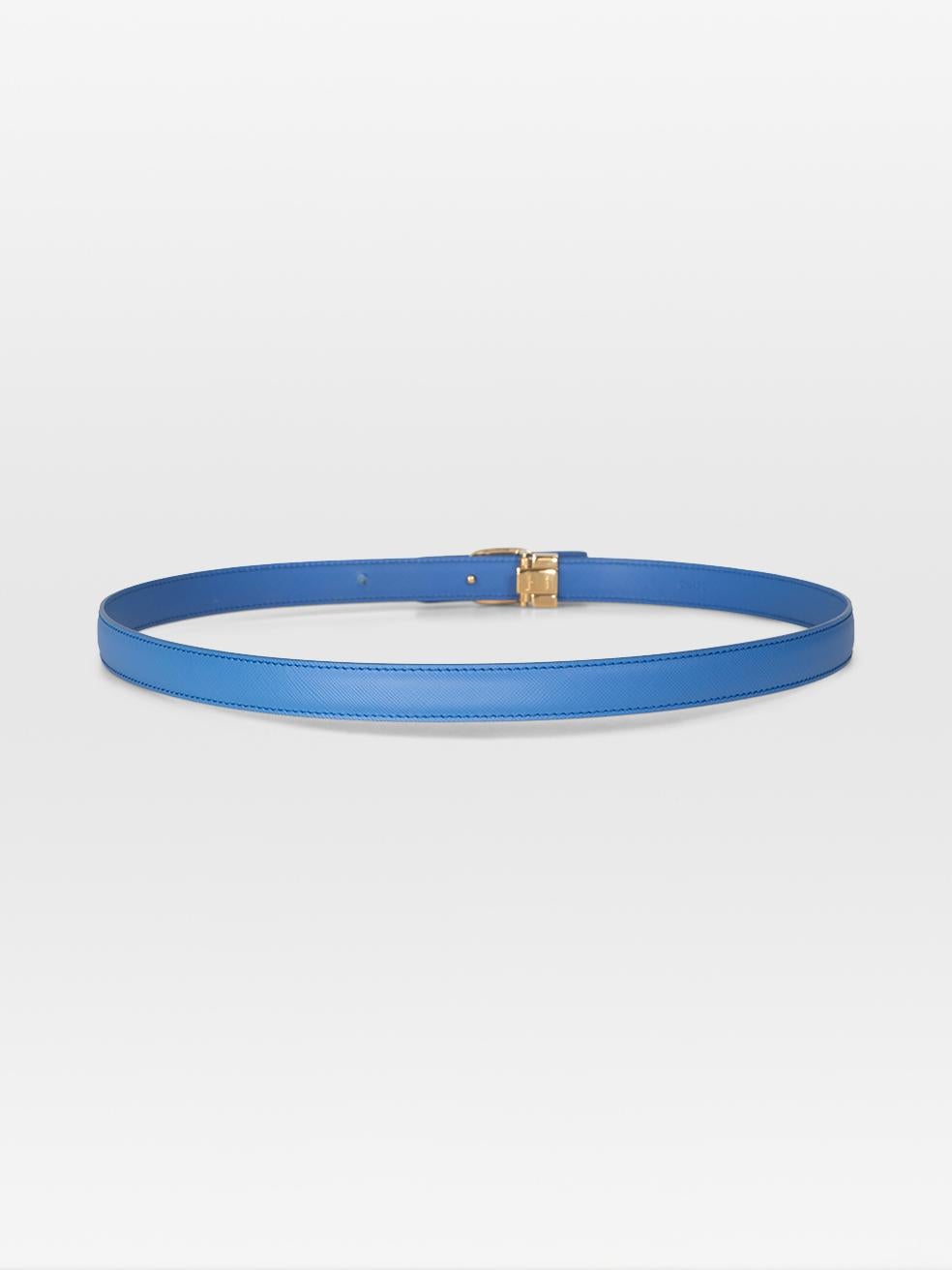 Cintura con fiocco in pelle blu di Salvatore Ferragamo In condizioni ottime in vendita a London, GB