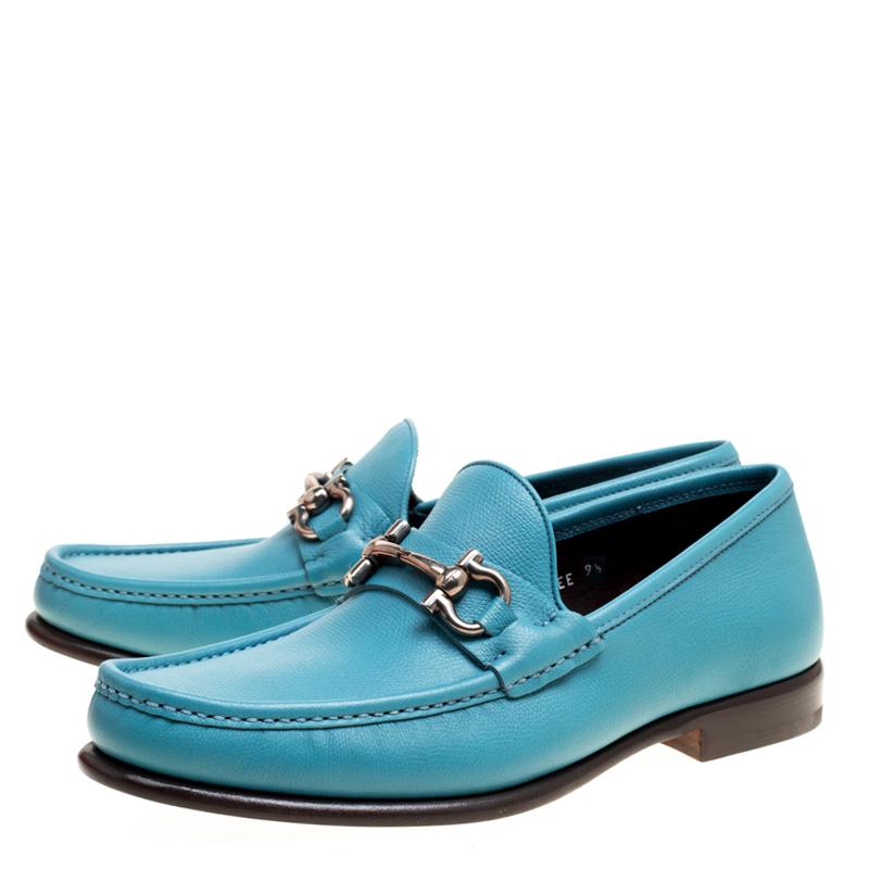 Salvatore Ferragamo Blue Leather Mason Gancio Bit Loafers Size 43.5 In New Condition In Dubai, Al Qouz 2