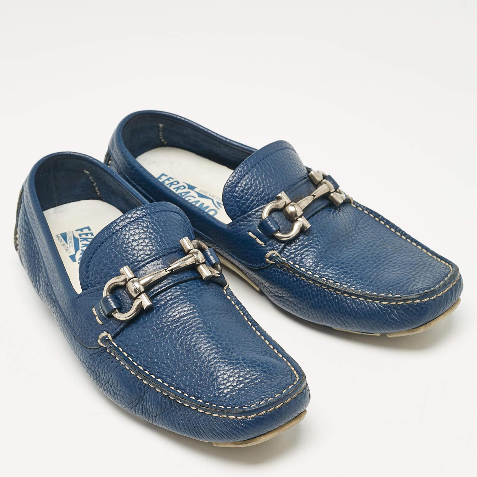 Salvatore Ferragamo - Mocassins Paris en cuir bleu, taille 39,5 Bon état à Dubai, Al Qouz 2