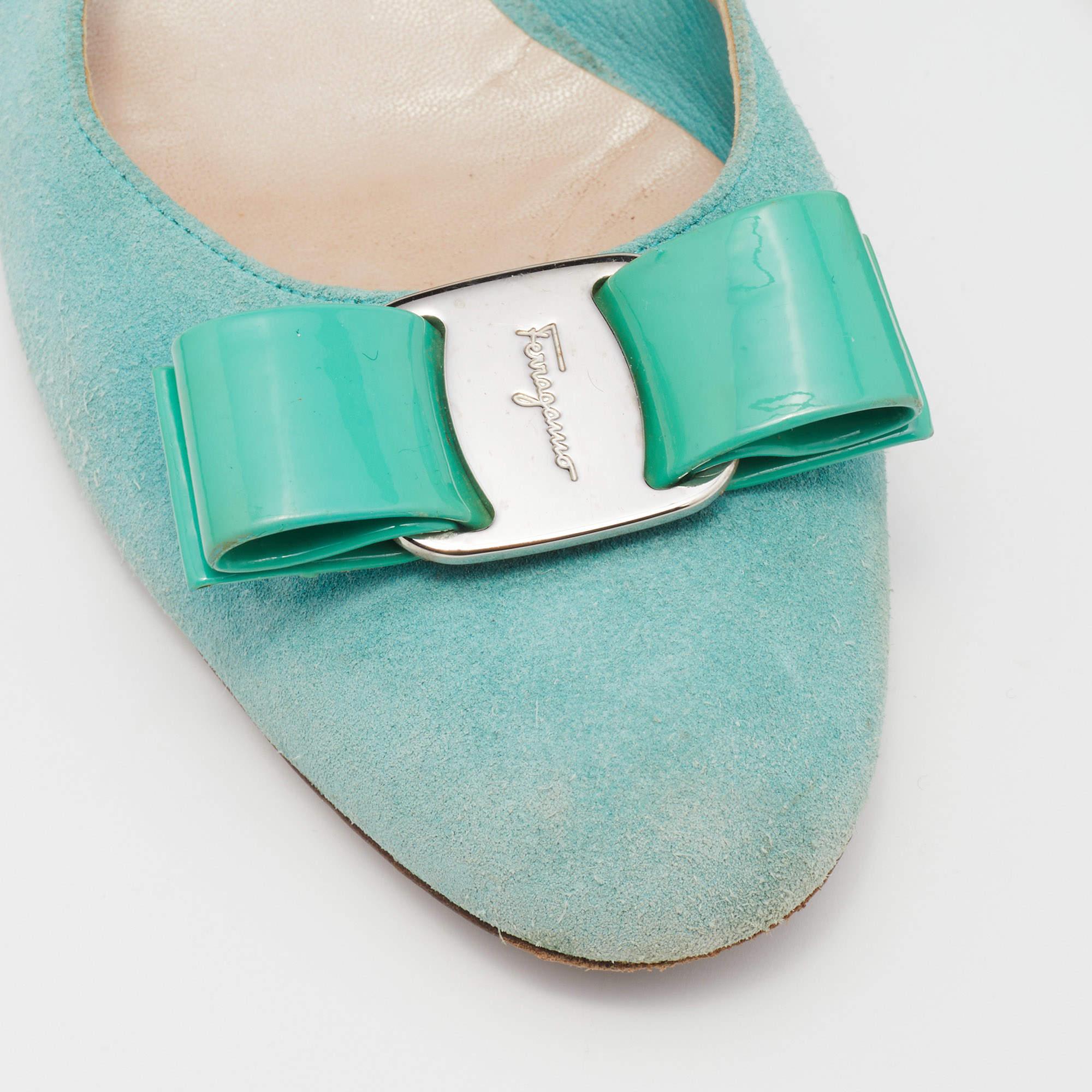Salvatore Ferragamo Blue Suede and Patent Bow Varina Ballet Flats Size 37.5 For Sale 4