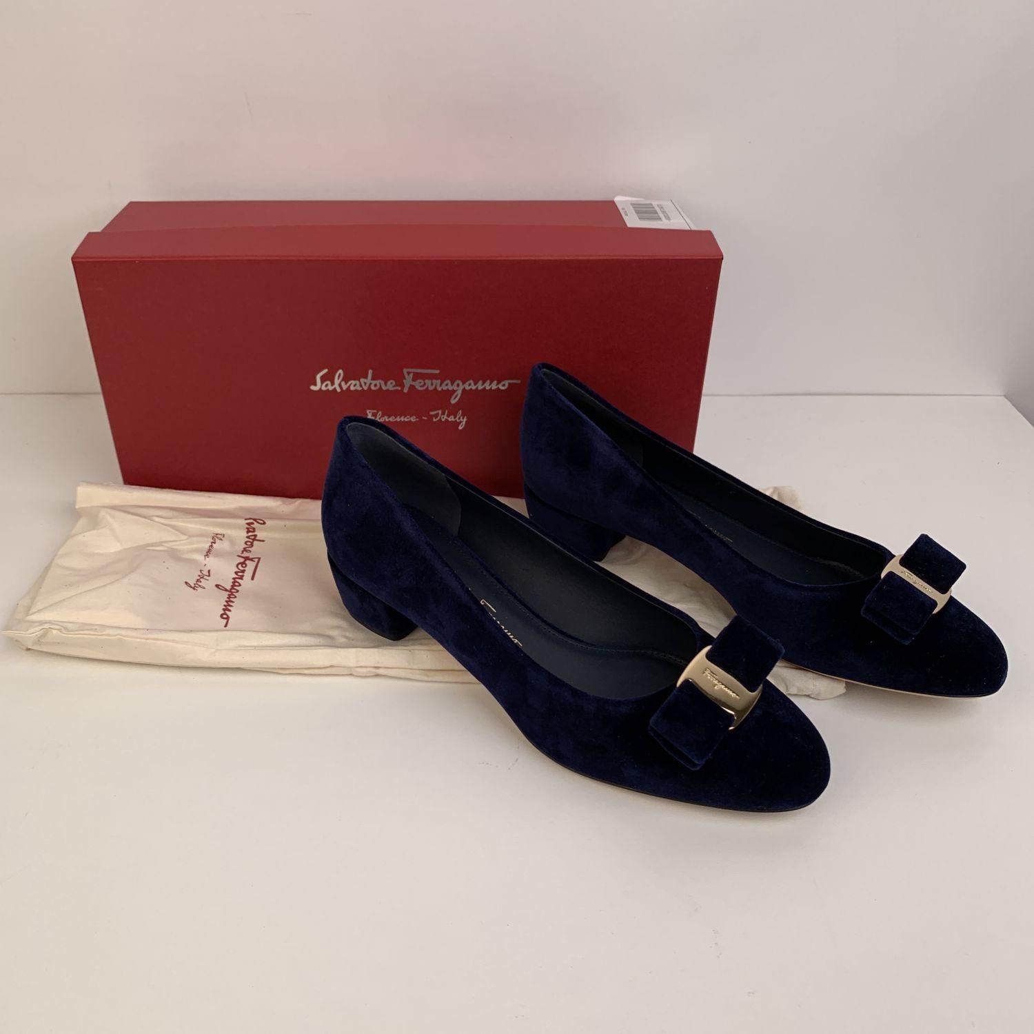 Salvatore Ferragamo Blue Velvet Vara V Pumps Size US 7C EU 37.5 For Sale at  1stDibs