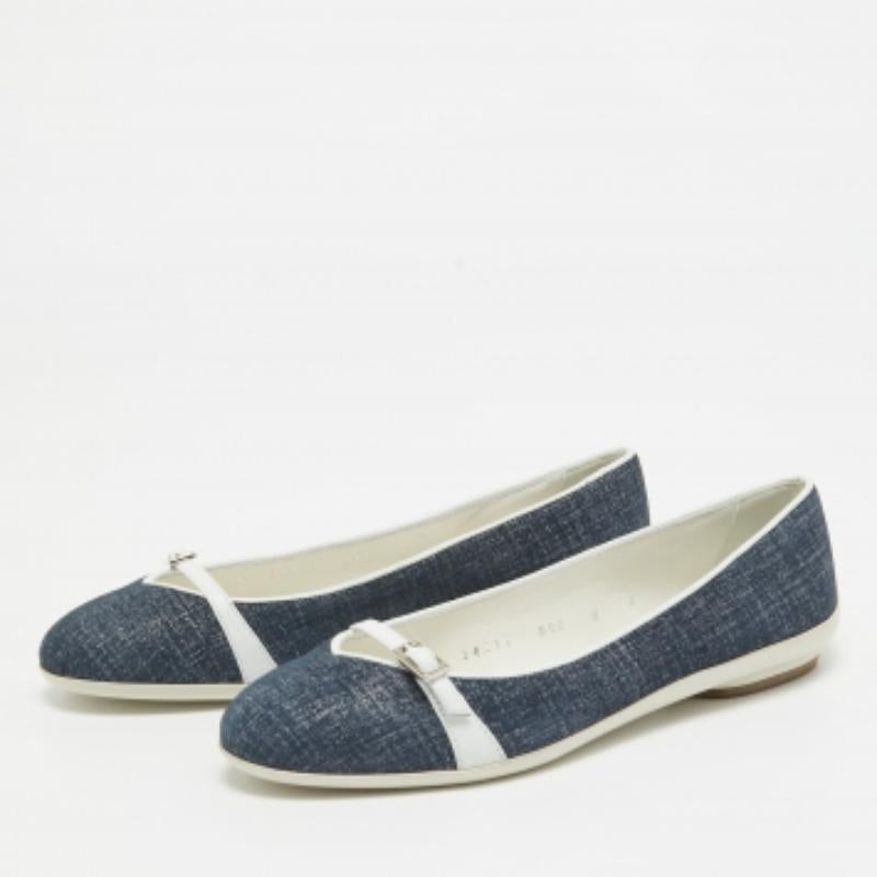 Salvatore Ferragamo Blau/Weiß Wildleder Audrey Ballettschuhe Größe 35.5 Damen im Angebot