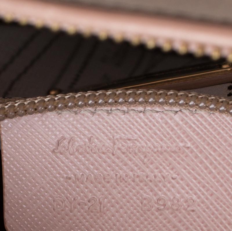 Brown Salvatore Ferragamo Blush Pink Leather Medium Briana Tote For Sale