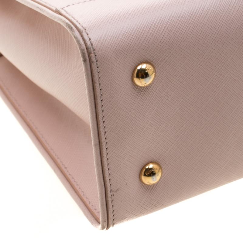 Salvatore Ferragamo Blush Pink Leather Medium Briana Tote In Fair Condition In Dubai, Al Qouz 2