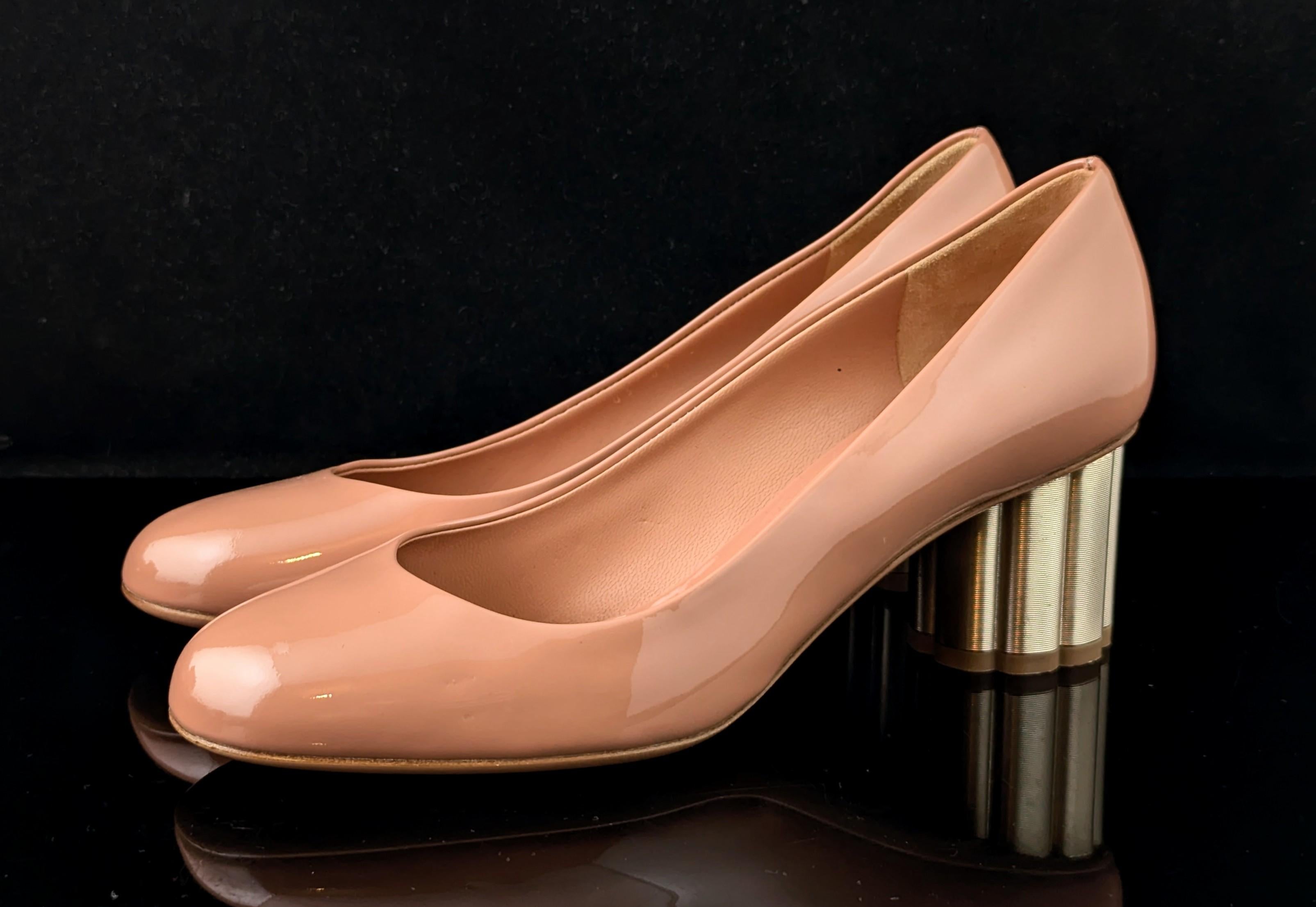 Salvatore Ferragamo blush pink patent leather heeled pumps For Sale 2