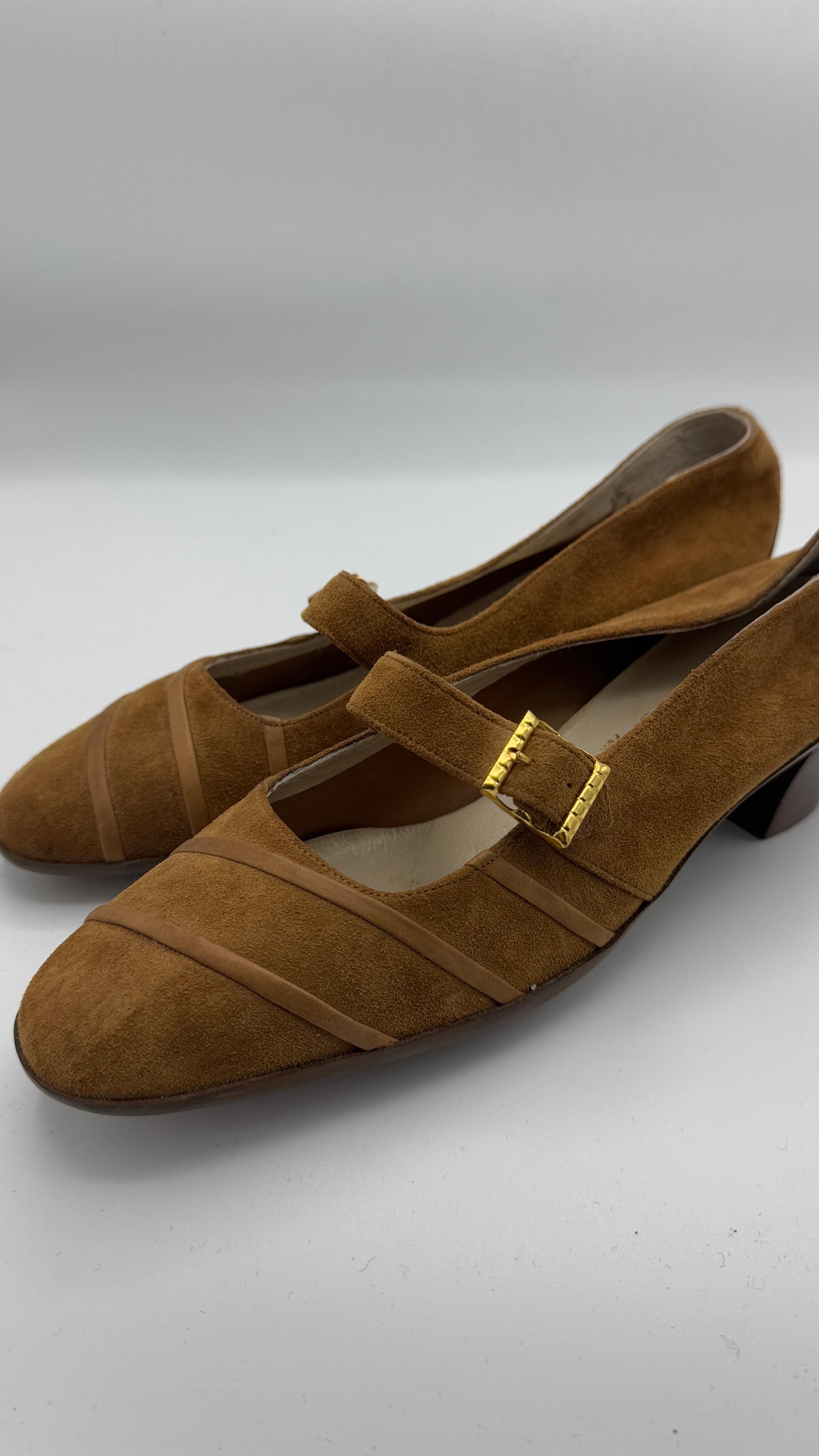 Salvatore Ferragamo Boutique Suede Mary Jane Pumps with Box en vente 4