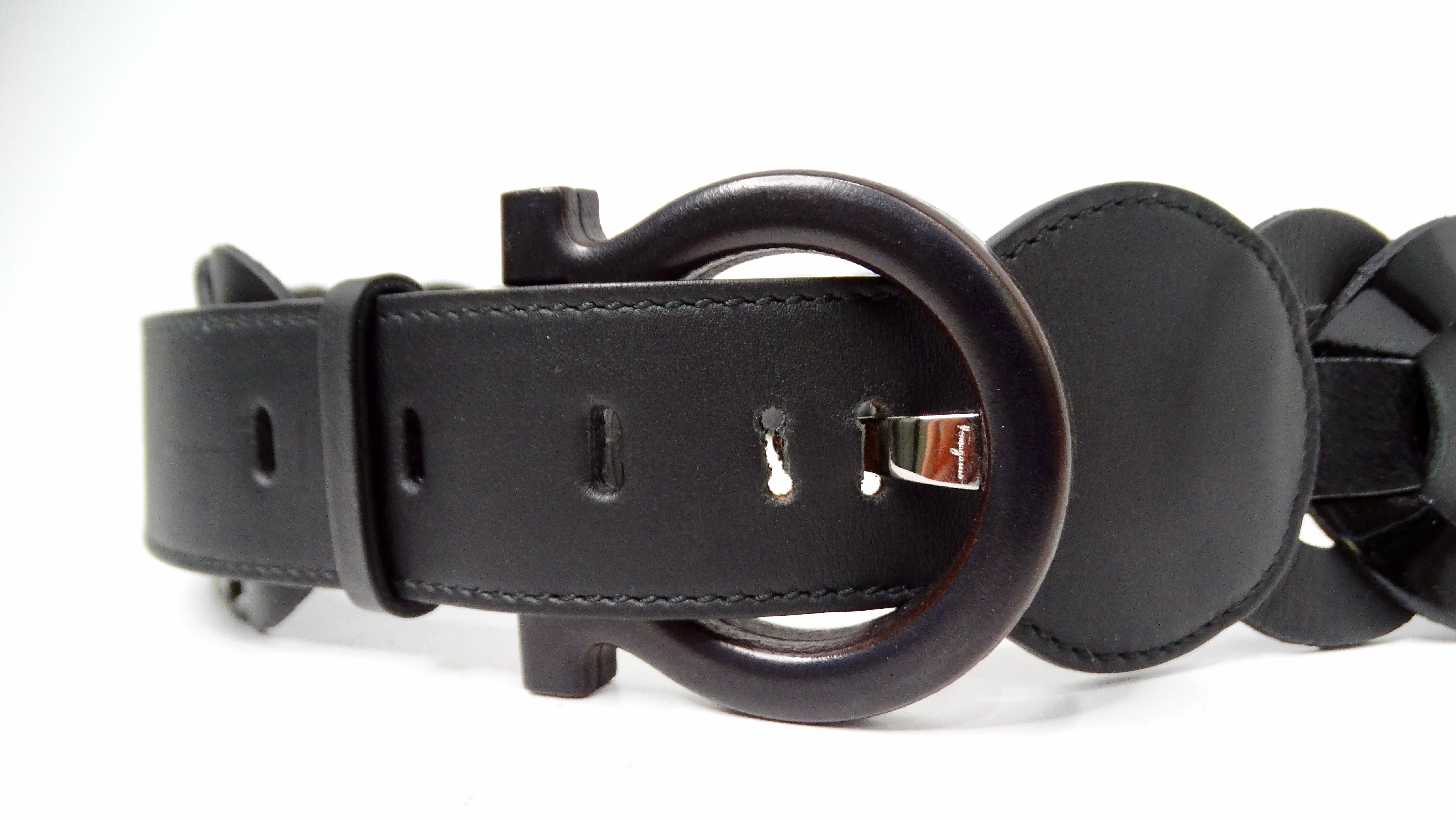 Salvatore Ferragamo geflochtener Leder- und Ponyhaargürtel mit Holzschnalle aus Holz mit Gancini-Schnalle im Zustand „Gut“ im Angebot in Scottsdale, AZ