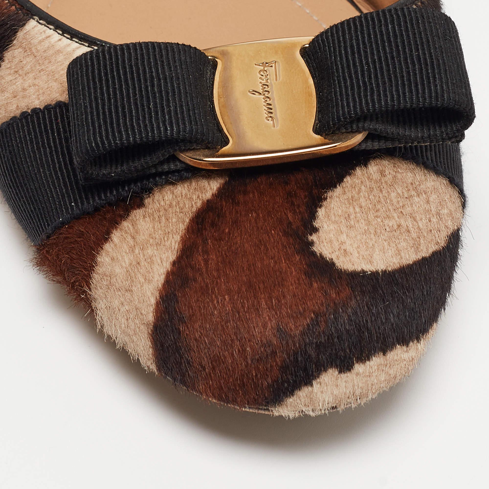 Salvatore Ferragamo Brown/Beige Printed Calf Hair Varina Ballet Flats Size 40 2