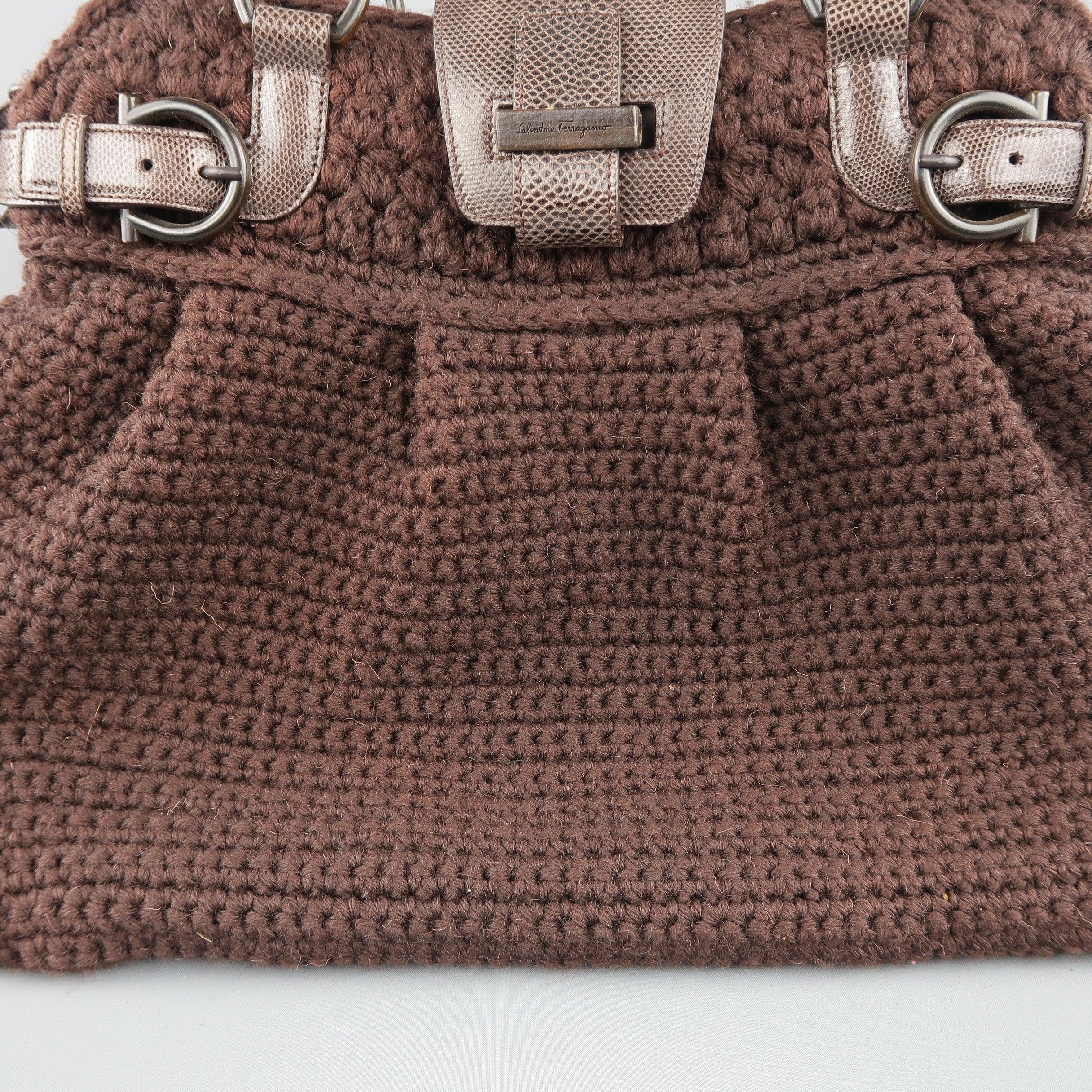 SALVATORE FERRAGAMO Brown Crochet Knit Leather Top Handles Handtasche Damen im Angebot