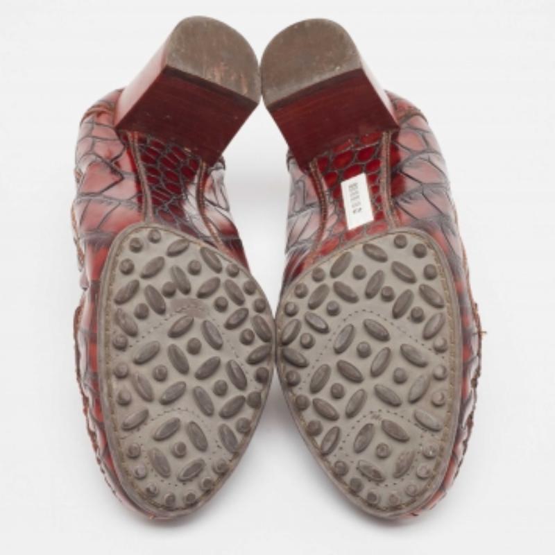 Salvatore Ferragamo Marrón Cocodrilo Gancini Loafer Bombas Talla 36.5 en venta 2
